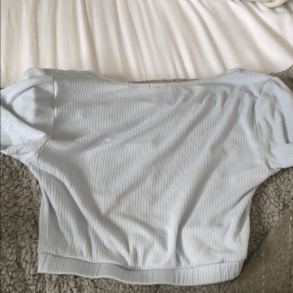 Blue button up crop top - Picture 2 of 2
